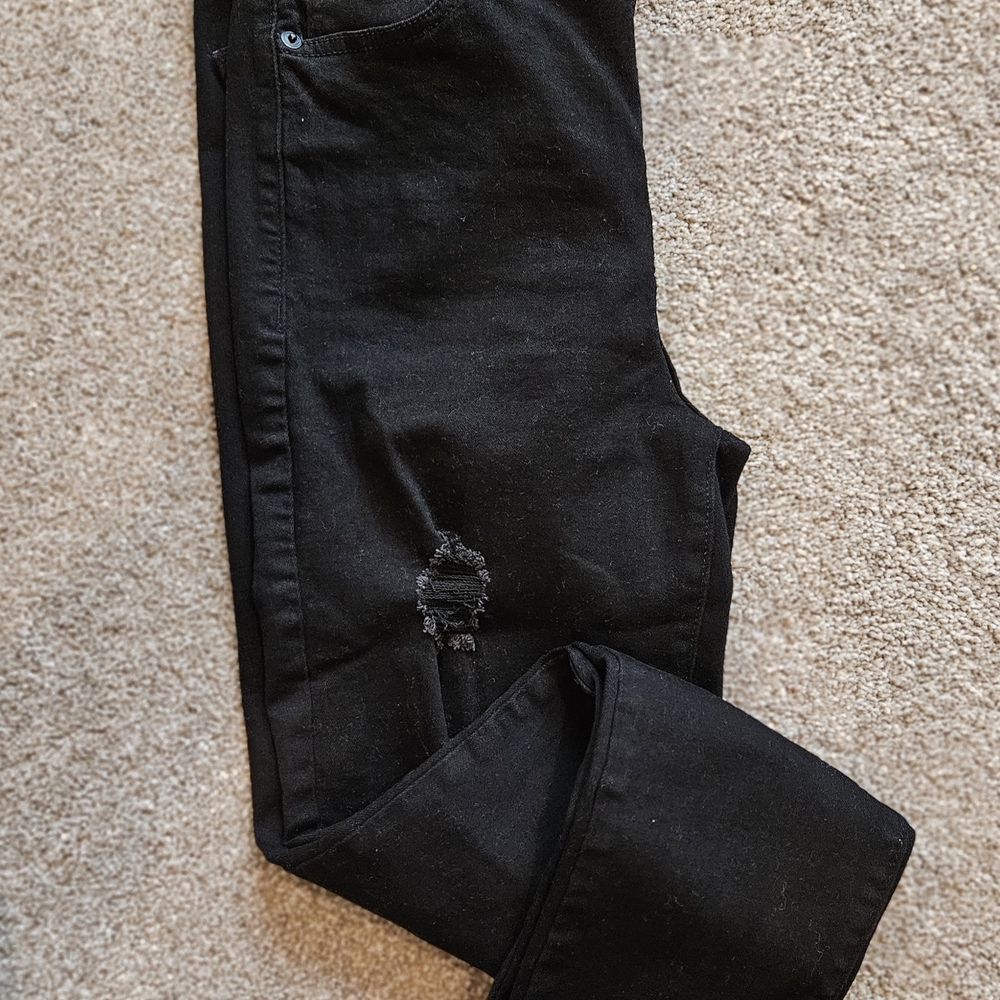 Womens Celebrity Pink ReGeneration Black Distressed Jeans